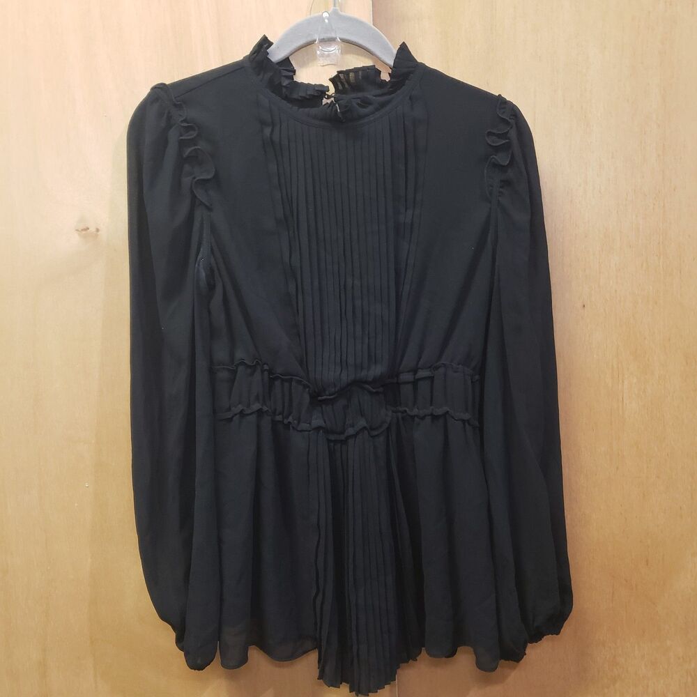 Max Studio Black pleated peasant blouse Long Sleeve Sz S Shoulder-hem 25"